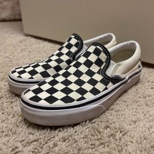 Vans Checkerboard Shoes (Size 4)